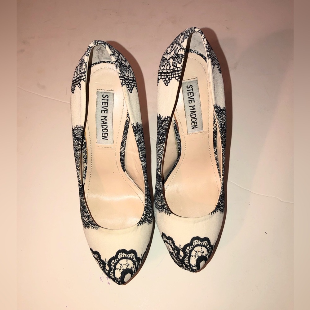 Steve Madden Dejavú Platforms Pumps Black Lace Over Almond Tone - Picture 7 of 12
